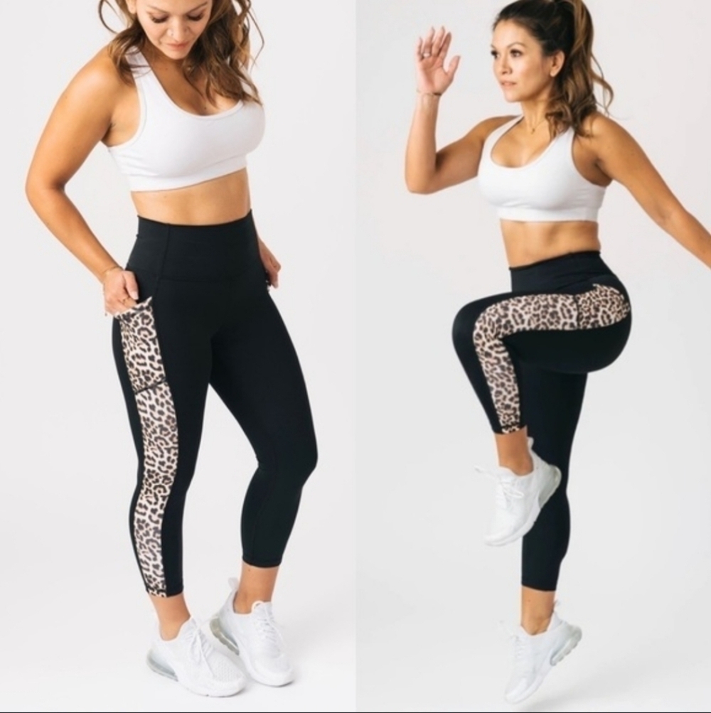 Zyia Active Leopard Pocket Brilliant High Rise Crop Leggings Size 6-8